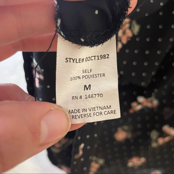 🌻Sienna Sky Polka Dot Floral Cold Shoulder Top - Picture 5 of 6